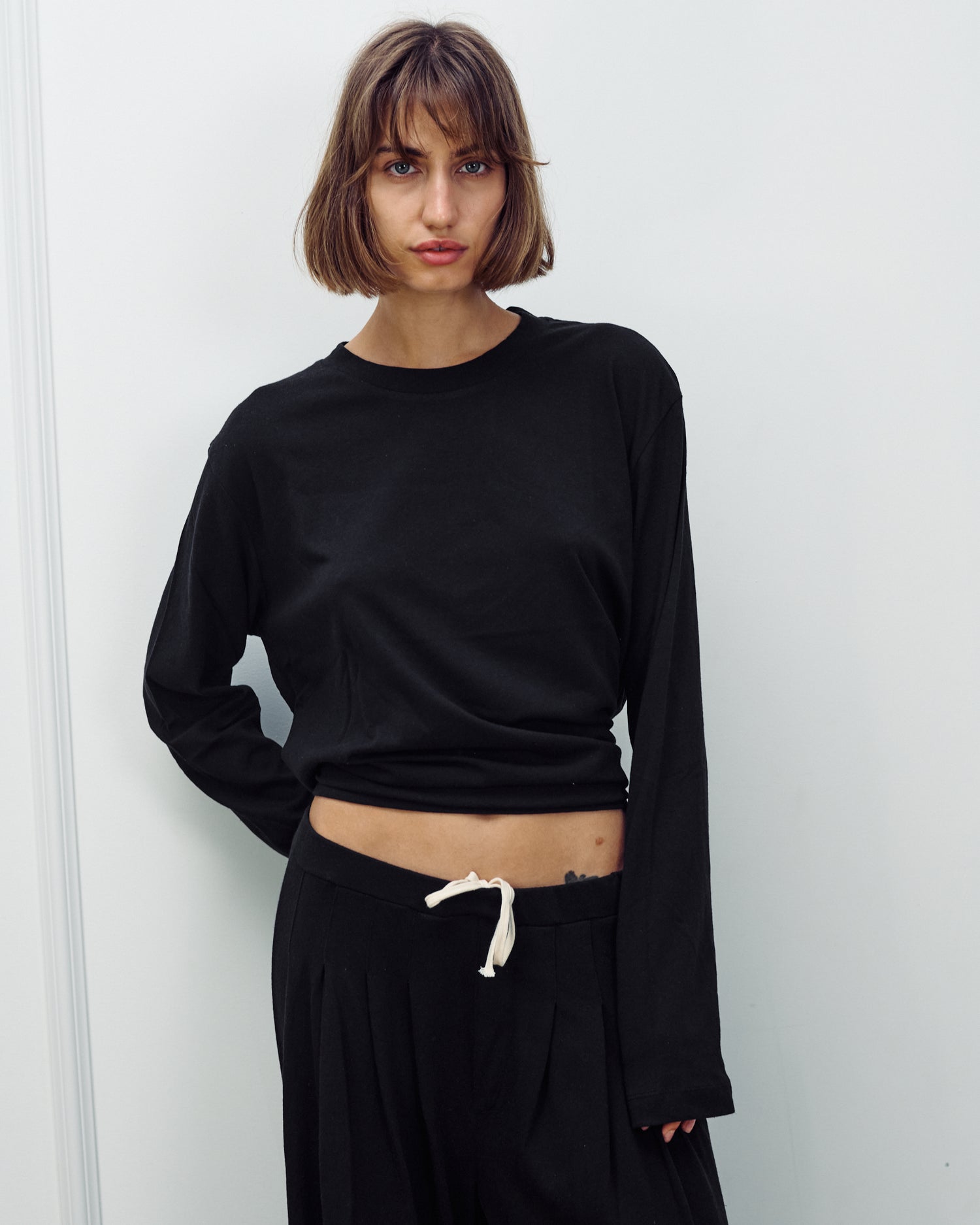 MARIOT TSHIRT BLACK