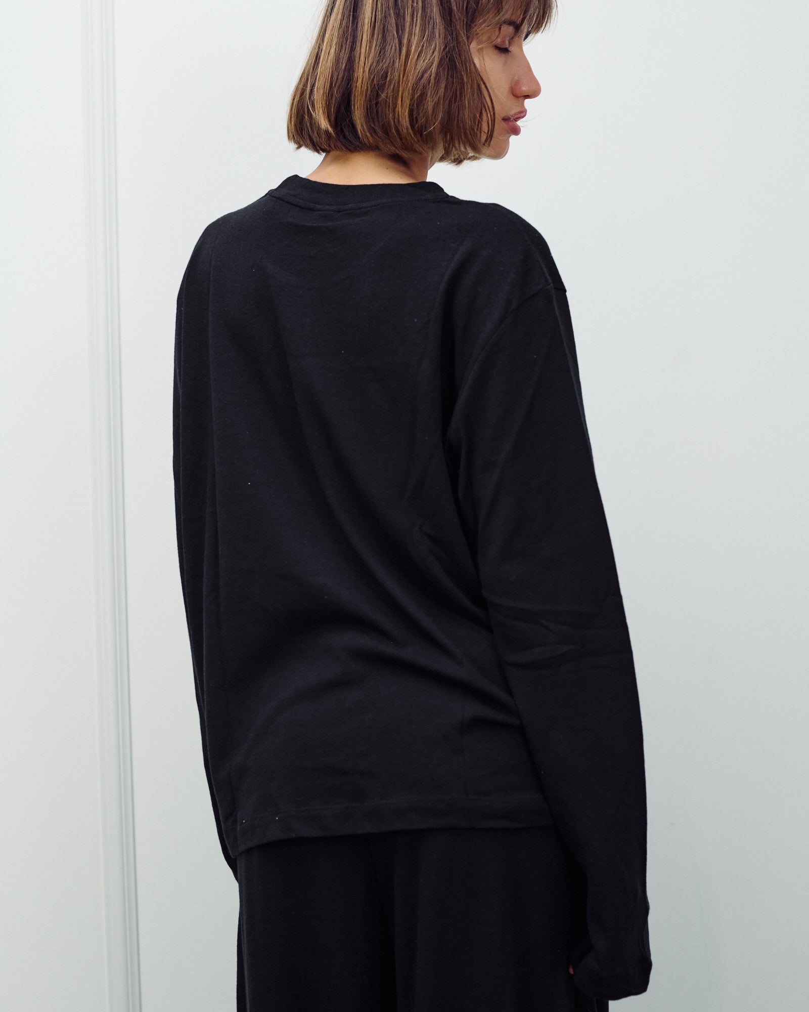 MARIOT TSHIRT BLACK