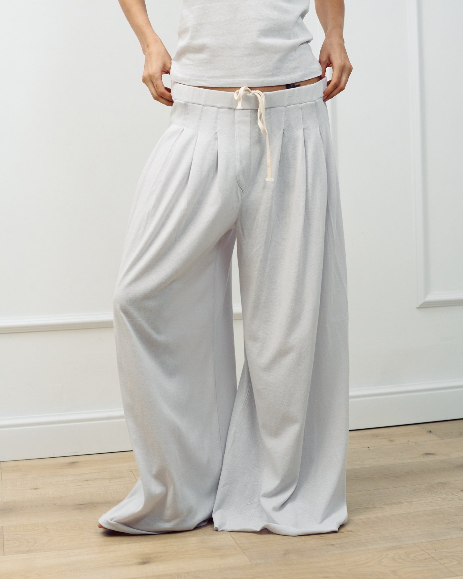 MATEO PANTS LIGHT GREY