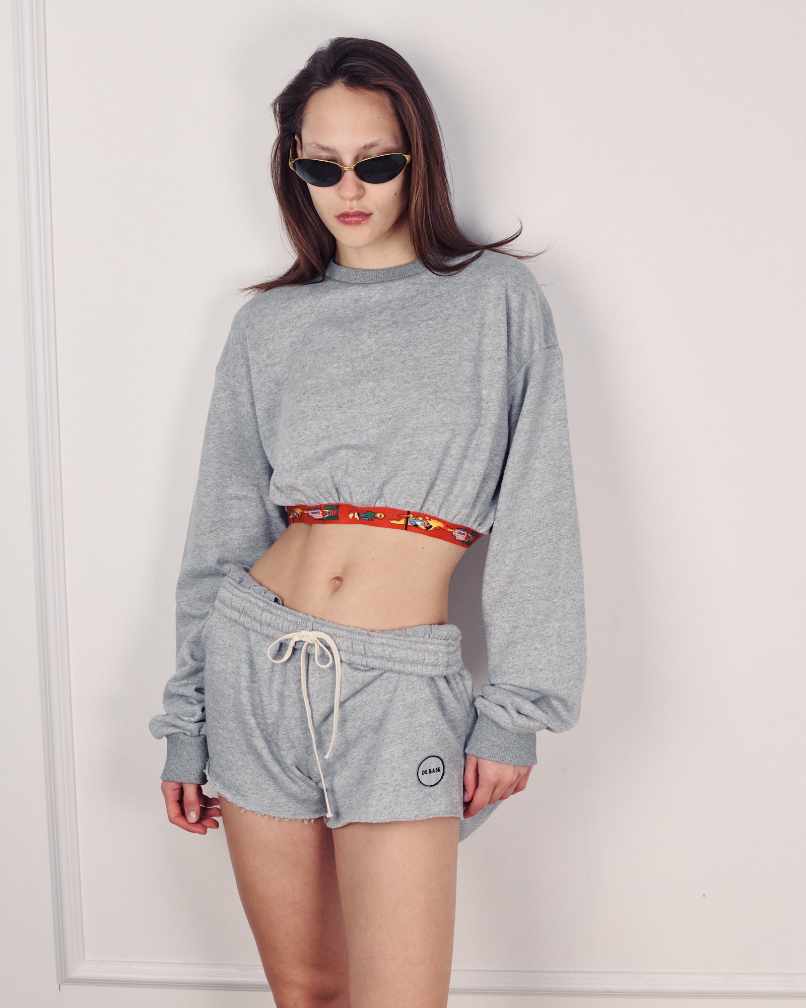 SNOOPY CROP SWEATER AMERICAN GREY