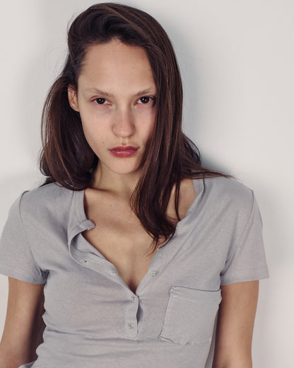 CLARA TEE GREY