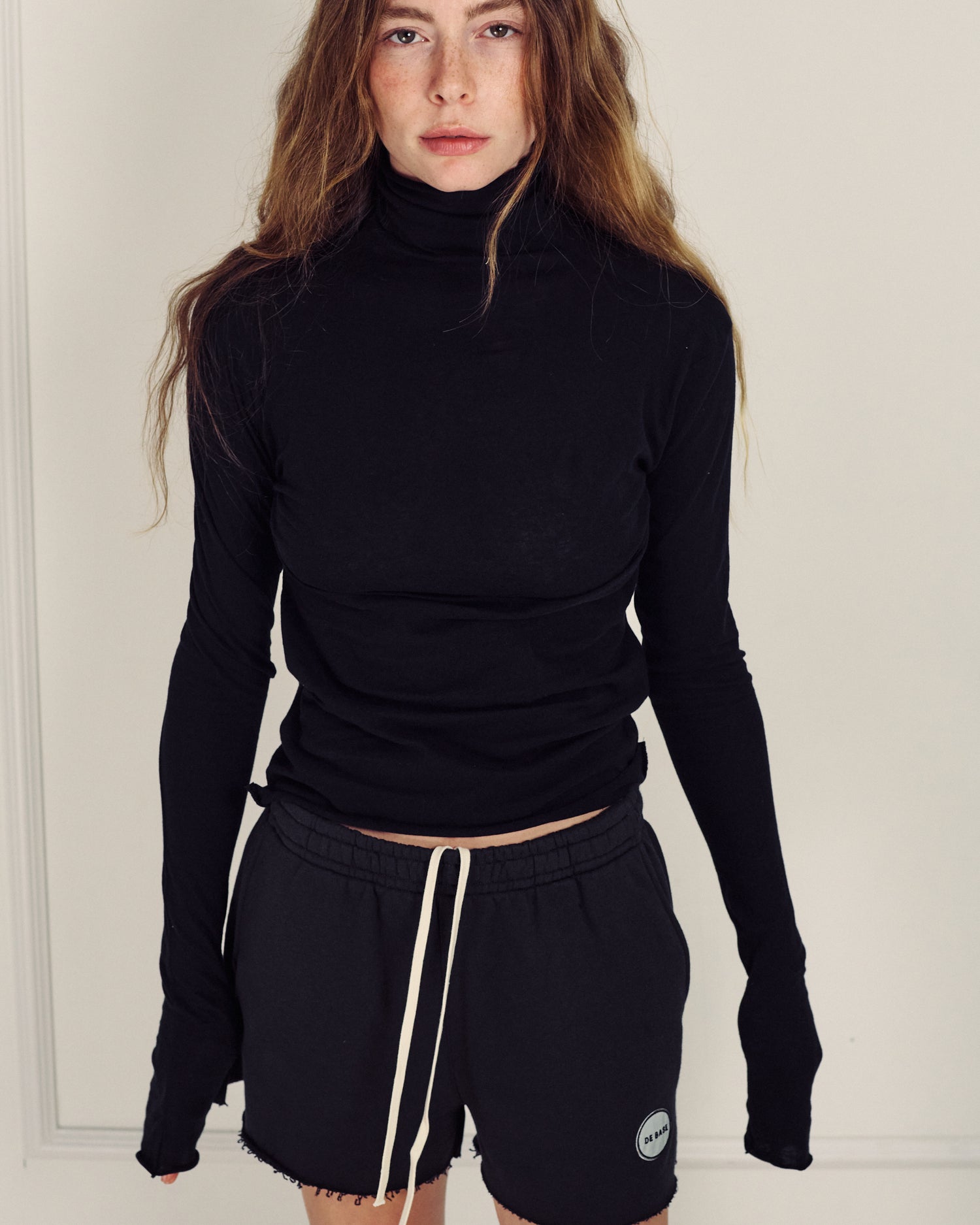 DENIS BLACK TURTLENECK TOP