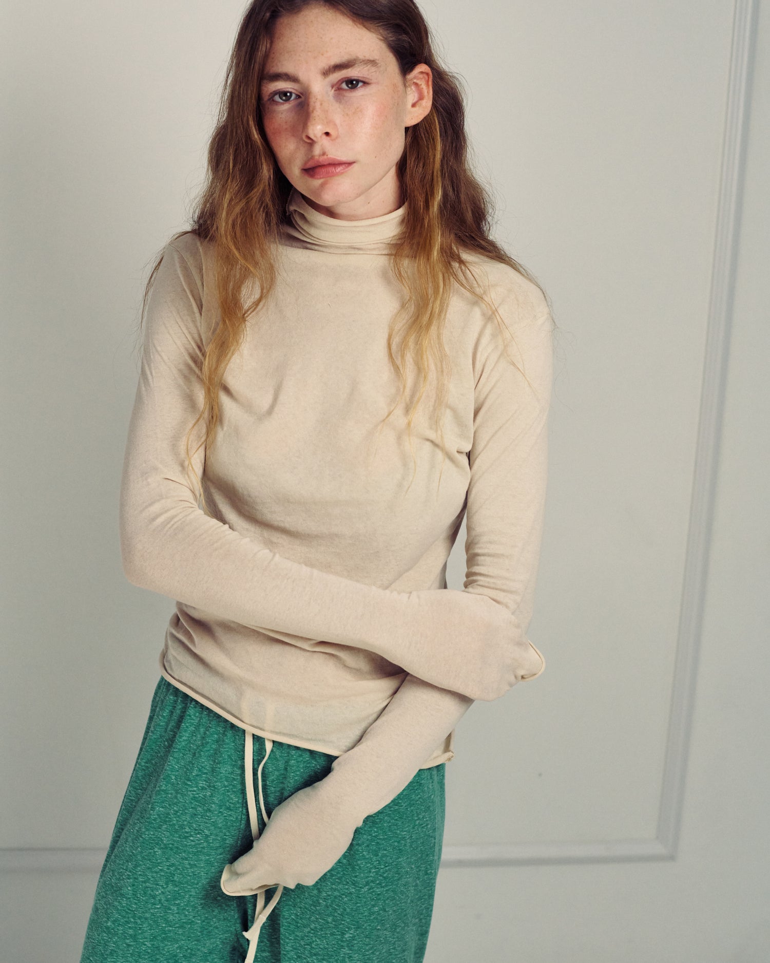 DENIS BUTTER TURTLENECK TOP