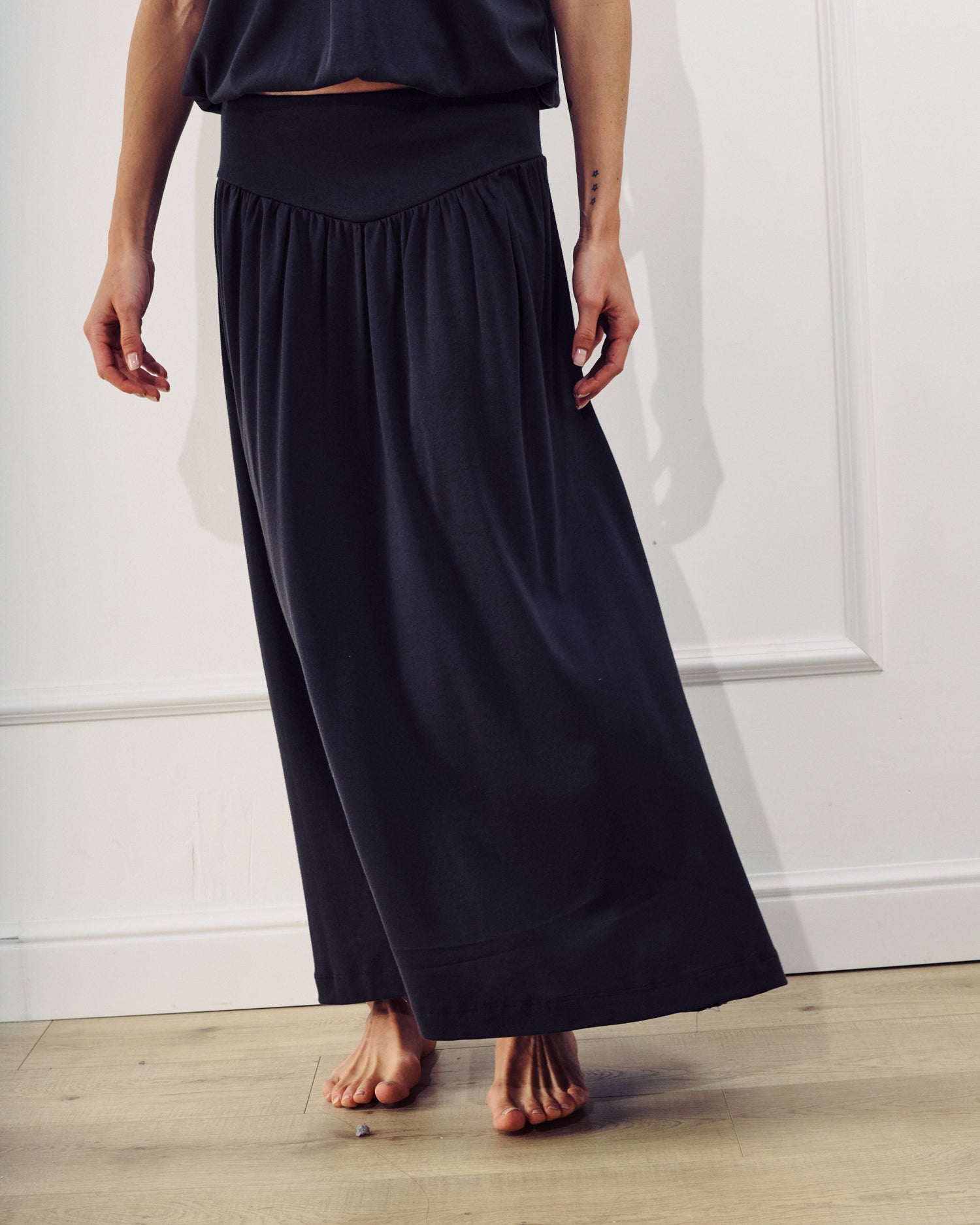 DONNA SKIRT EASY BLACK