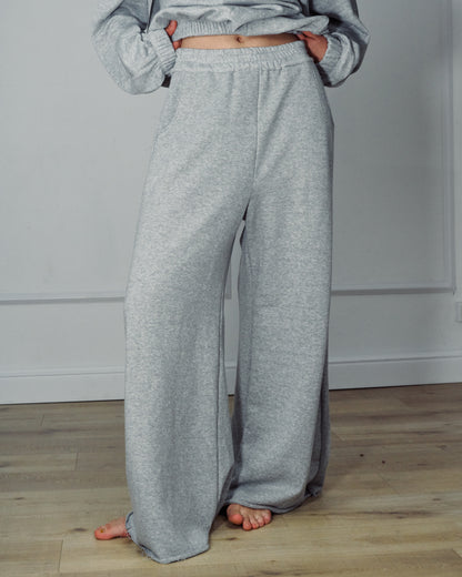 NICK AMERICAN GREY PANTS