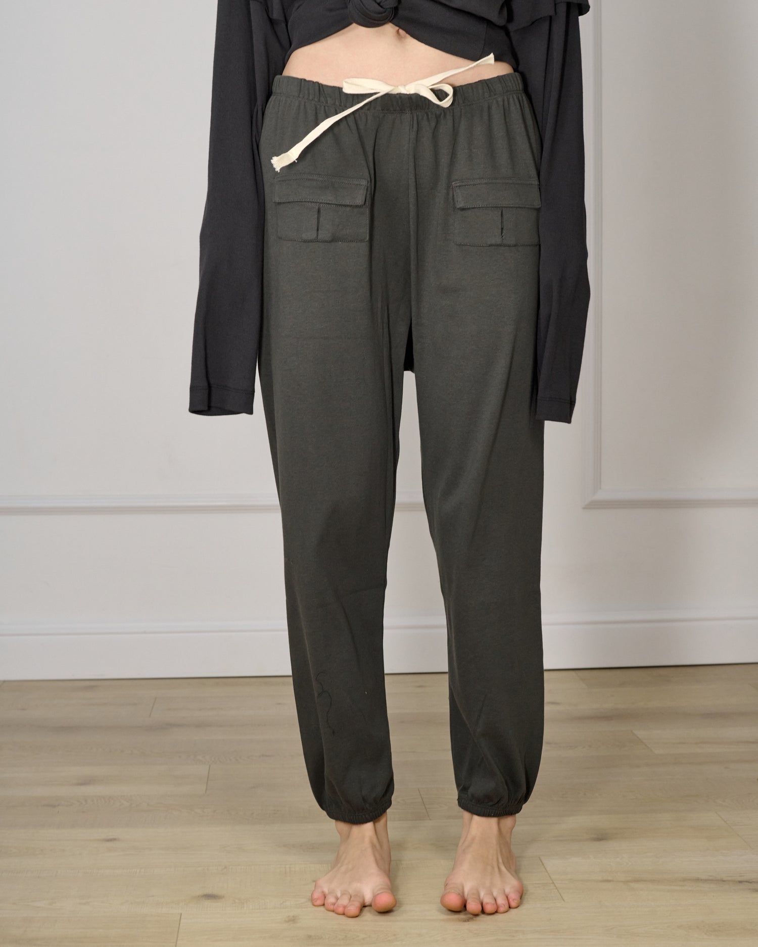 ALEX MONOCHROME GREY PENTS