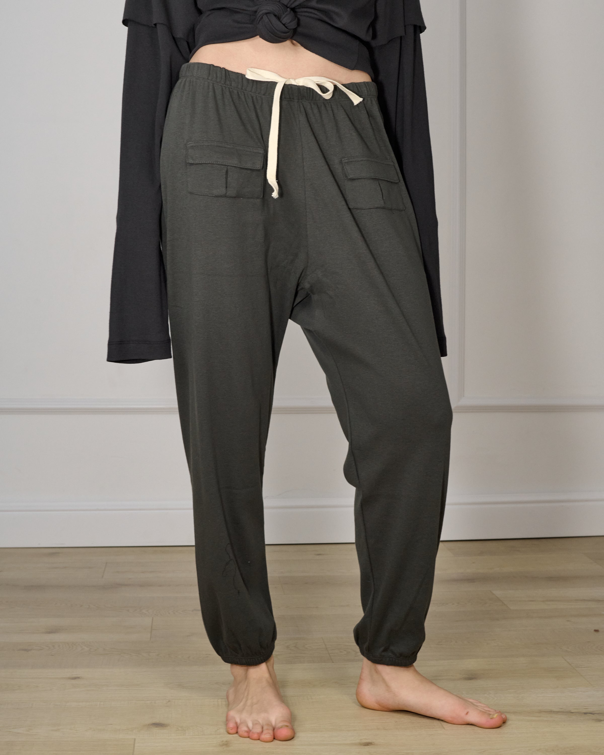 ALEX MONOCHROME GREY PENTS