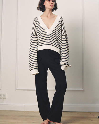 GUY BLACK SWEATSHIRT