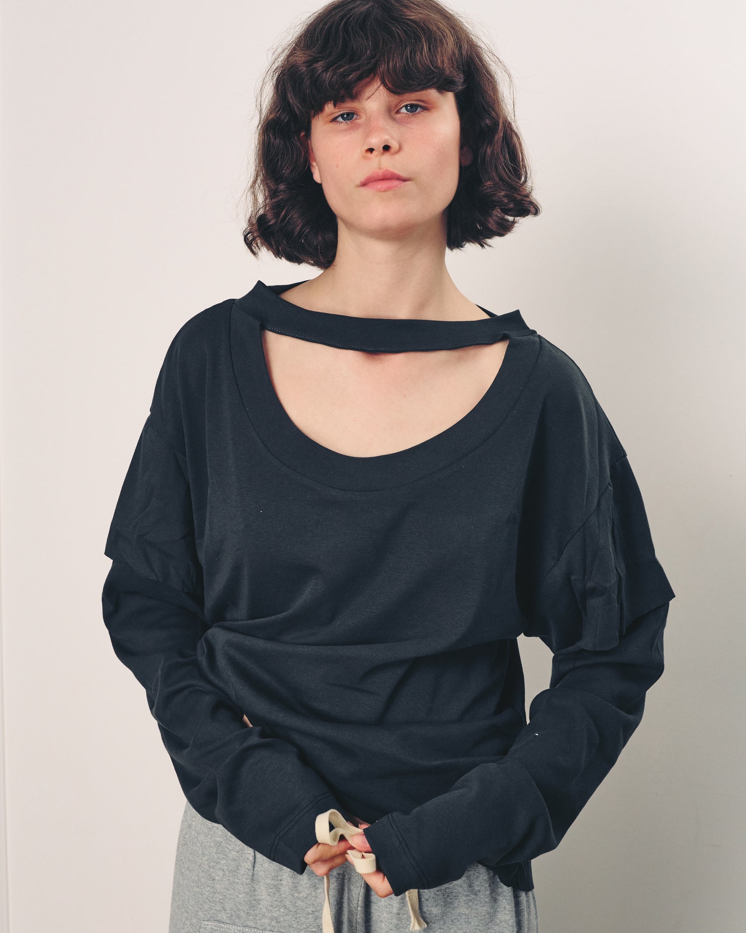 RICHEE TOP MONOCHROME GREY