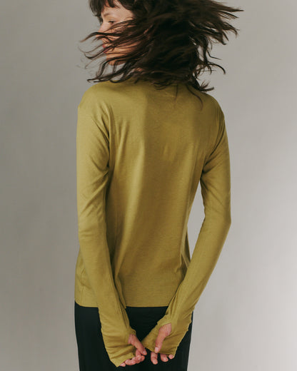 MILA TEE PALE OLIVE