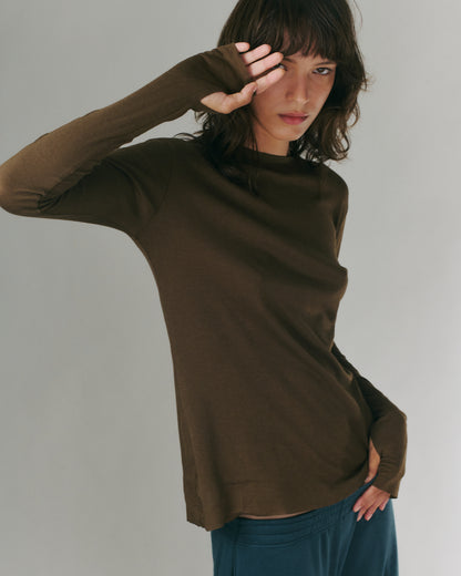 MILA TEE SMOKY BROWN