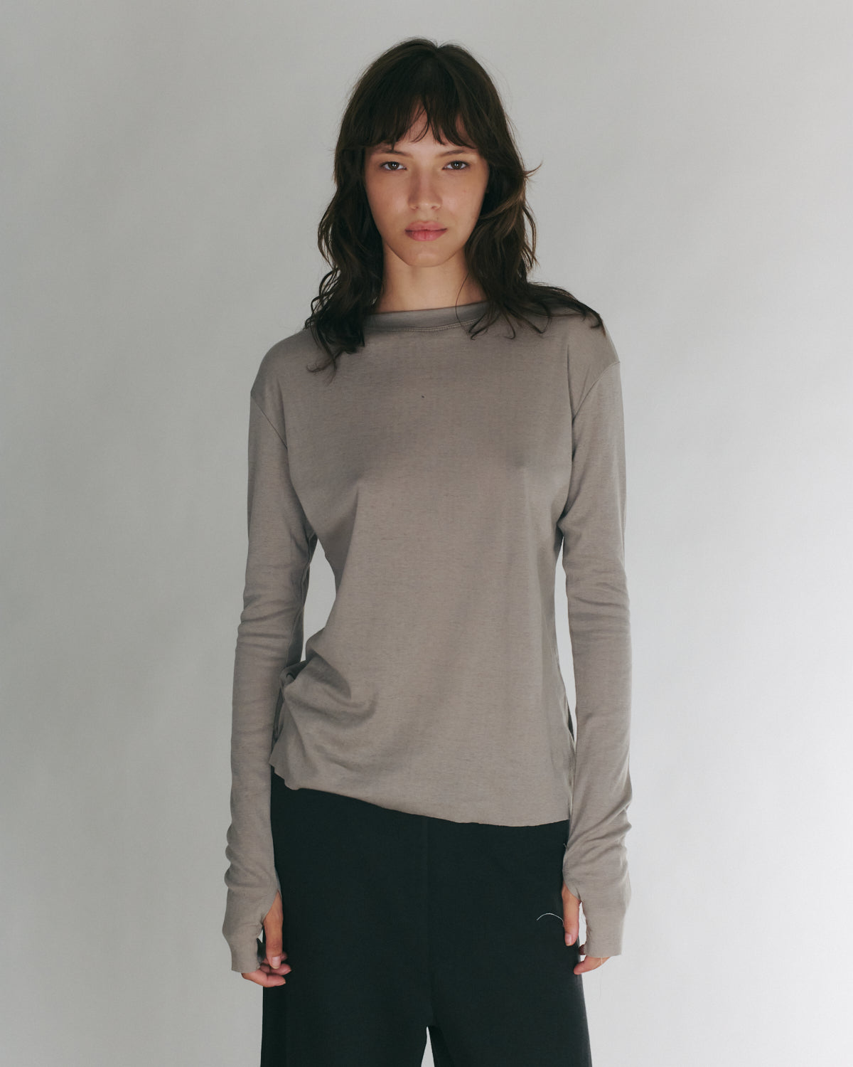 MILA TEE CHELSEA GREY