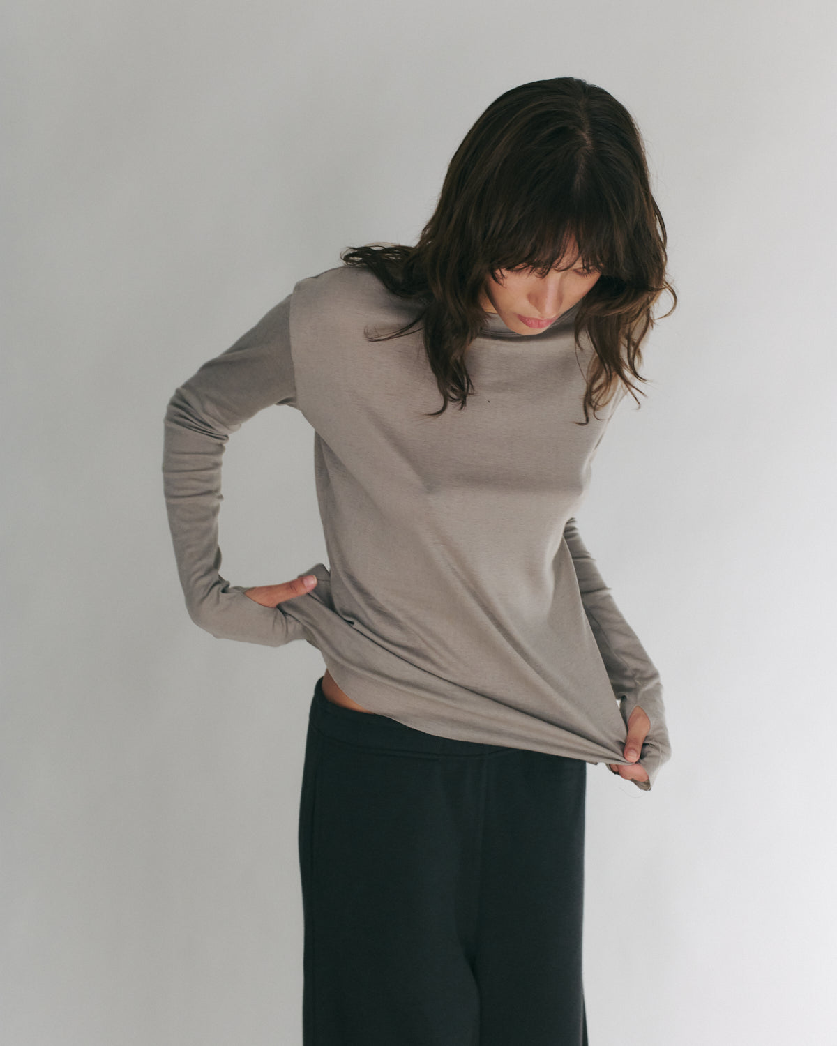 MILA TEE CHELSEA GREY
