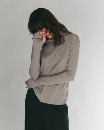 MILA TEE CHELSEA GREY