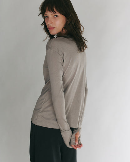 MILA TEE CHELSEA GREY