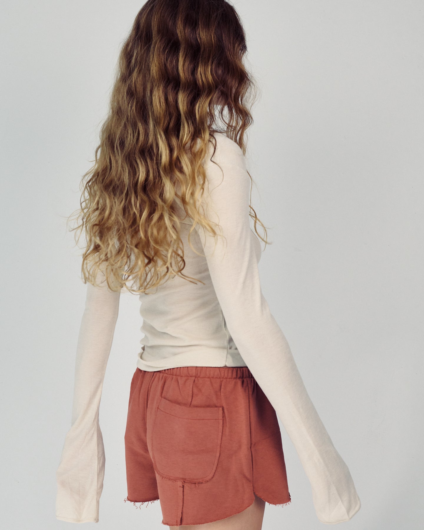 ARI SHORTS BLUSH TAUPE