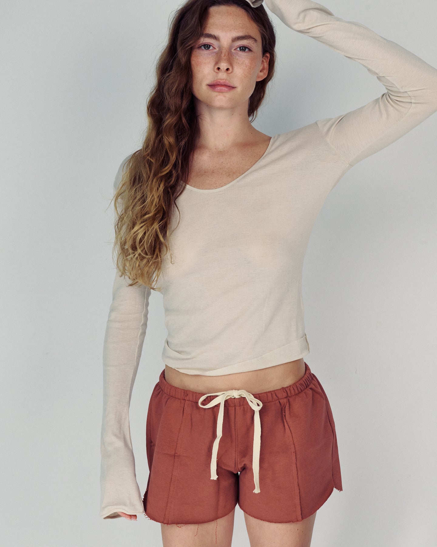 ARI SHORTS BLUSH TAUPE