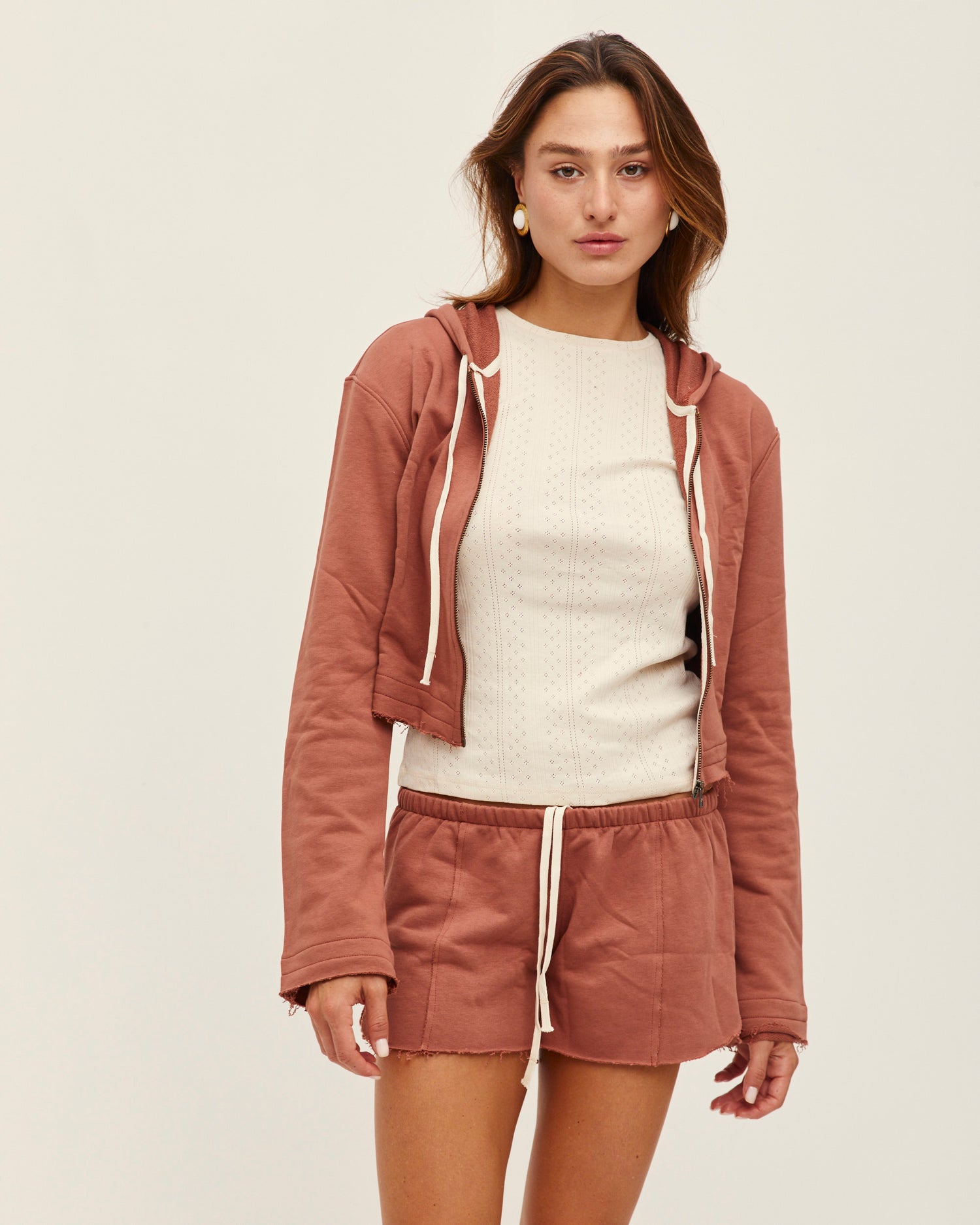 ARI SHORTS BLUSH TAUPE