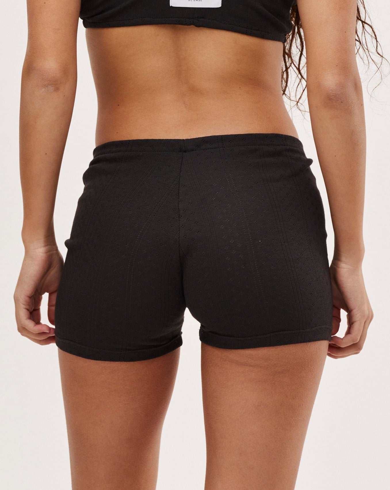 NETA SHORTS EASY BLACK