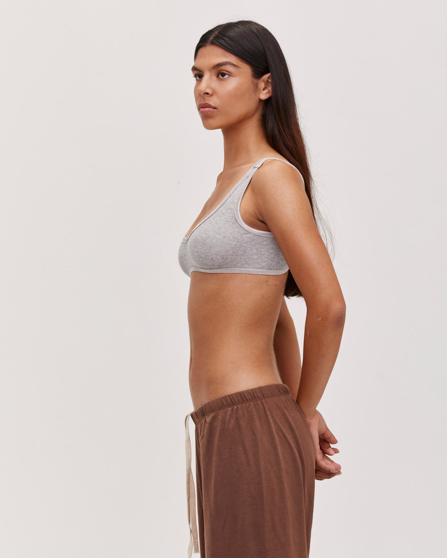 BASIC BRA AMERICAN GREY